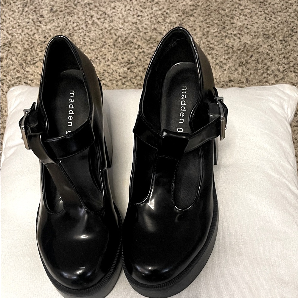 Madden Girl Glossy Black Heels